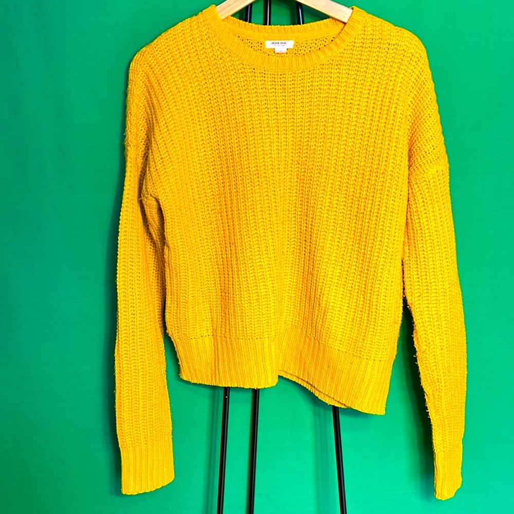 Arden Basic S Wide Sweater good for M Size Knitted LongSleeves for AnyOccasions